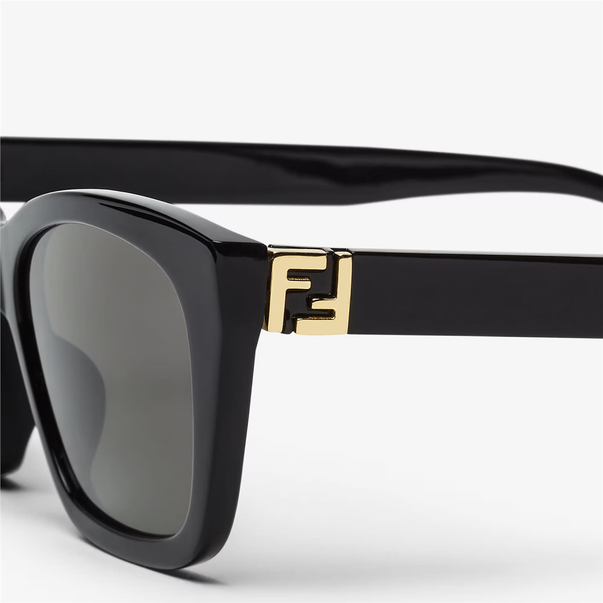 FENDI FE40205I-01A